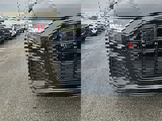 Used 2023 Audi SQ8 Prestige image 10