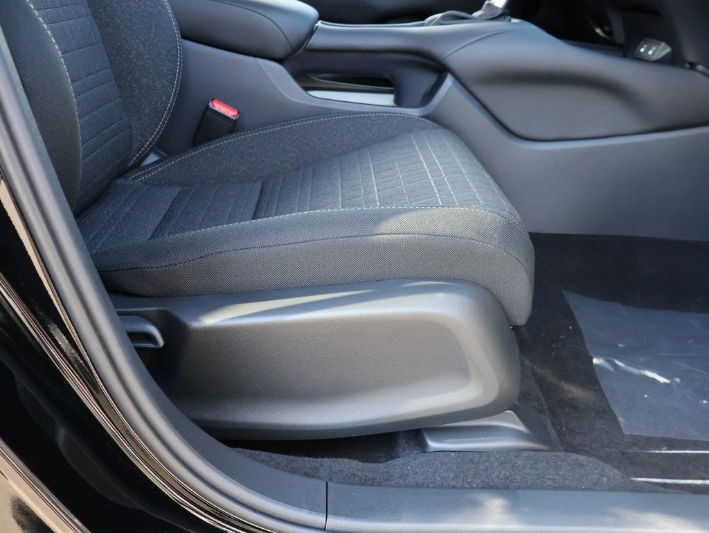 New 2026 Honda HR-V LX image 10