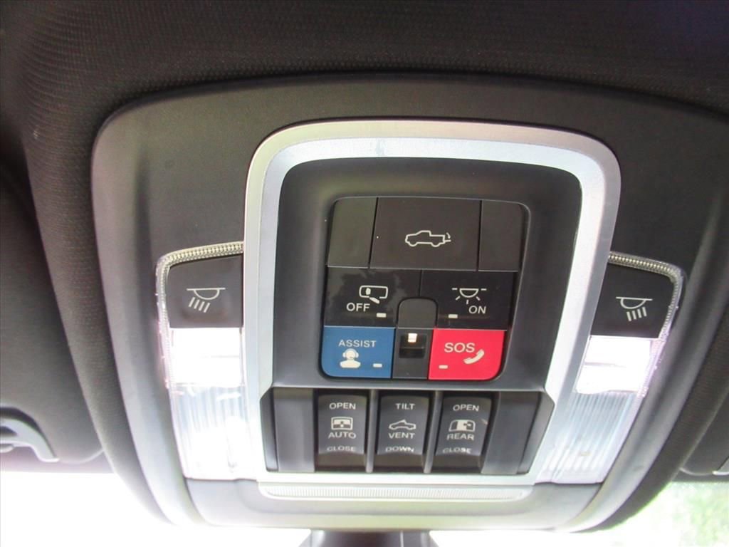 Used 2020 RAM 3500 Laramie AWD/4WD image 33