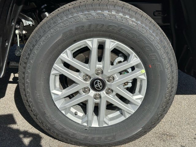 New 2026 Toyota Tundra SR5 AWD/4WD image 29