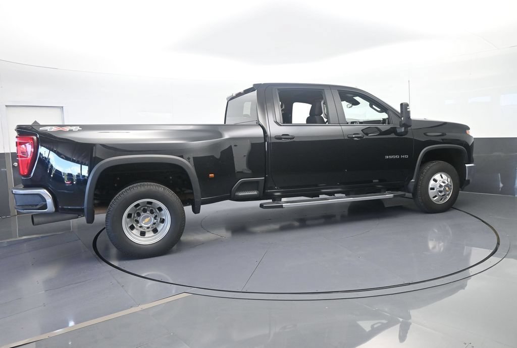 Used 2026 Chevrolet Silverado 3500 LT AWD/4WD image 7