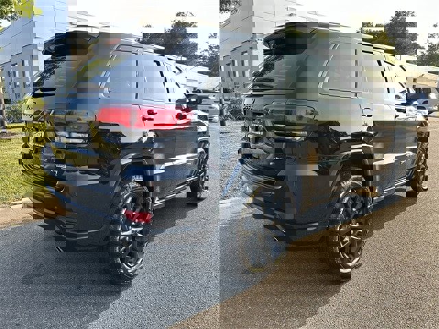 Certified 2020 Jeep Grand Cherokee Altitude image 8