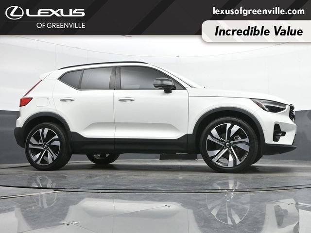 Used 2023 Volvo XC40 B5 Ultimate w/ Protection Package Premier AWD/4WD image 31