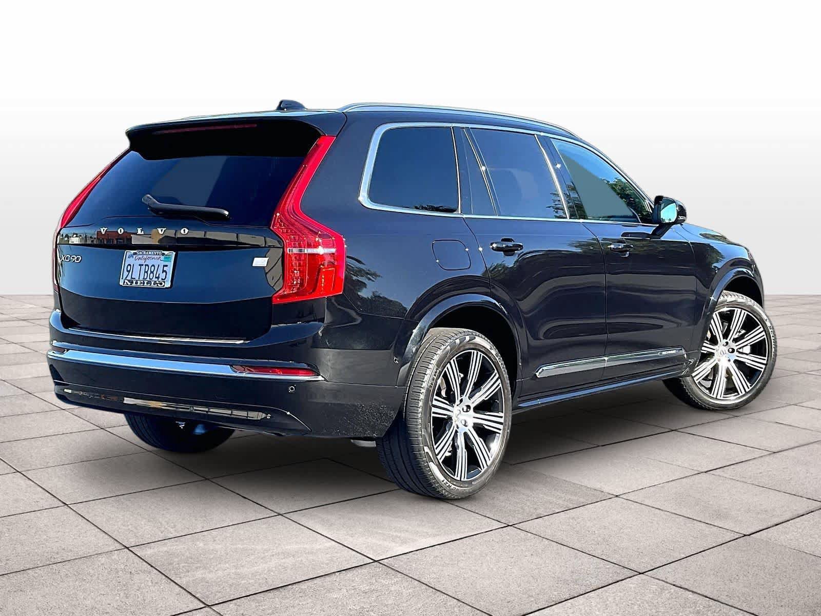 Used 2024 Volvo XC90 T8 Ultimate w/ Protection Package Premier AWD/4WD image 16