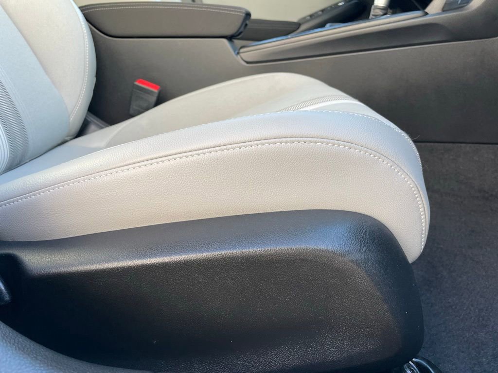 Certified 2025 Honda Civic Sport image 30