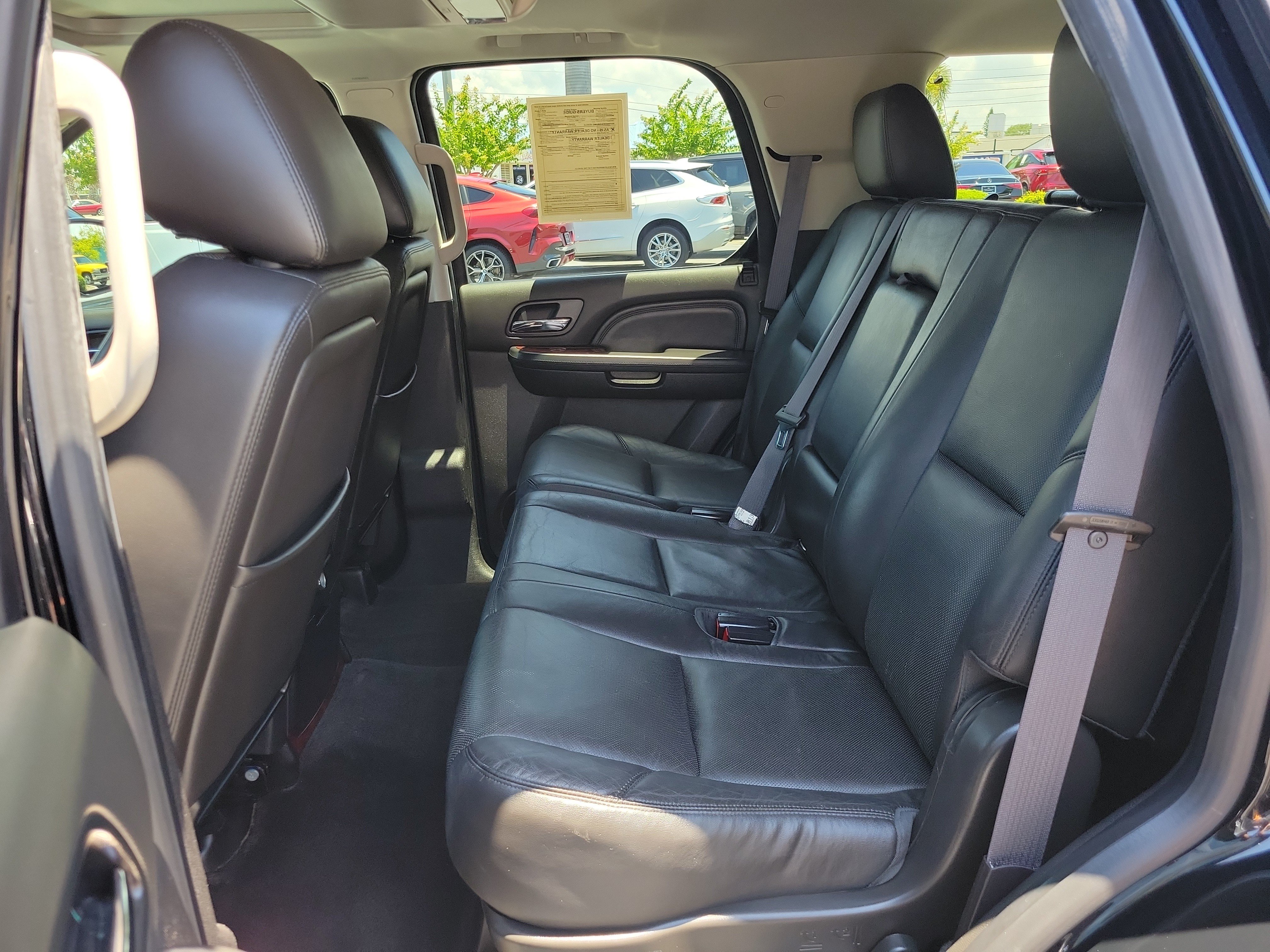 Used 2014 Cadillac Escalade Premium RWD image 16