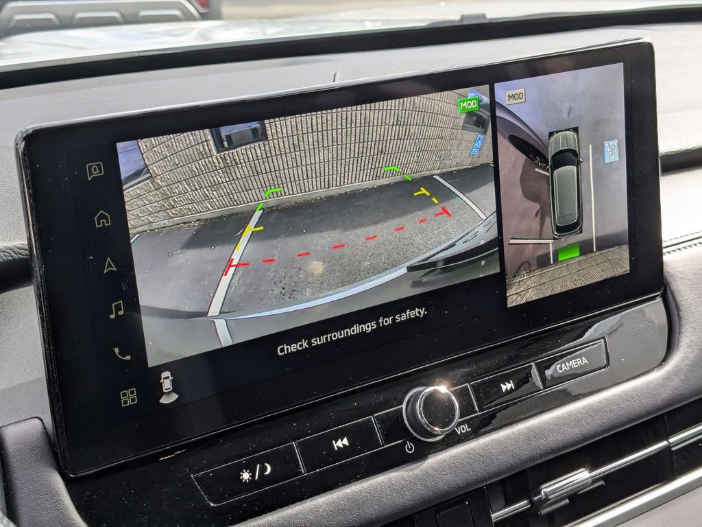 Used 2025 Mitsubishi Outlander SE image 23