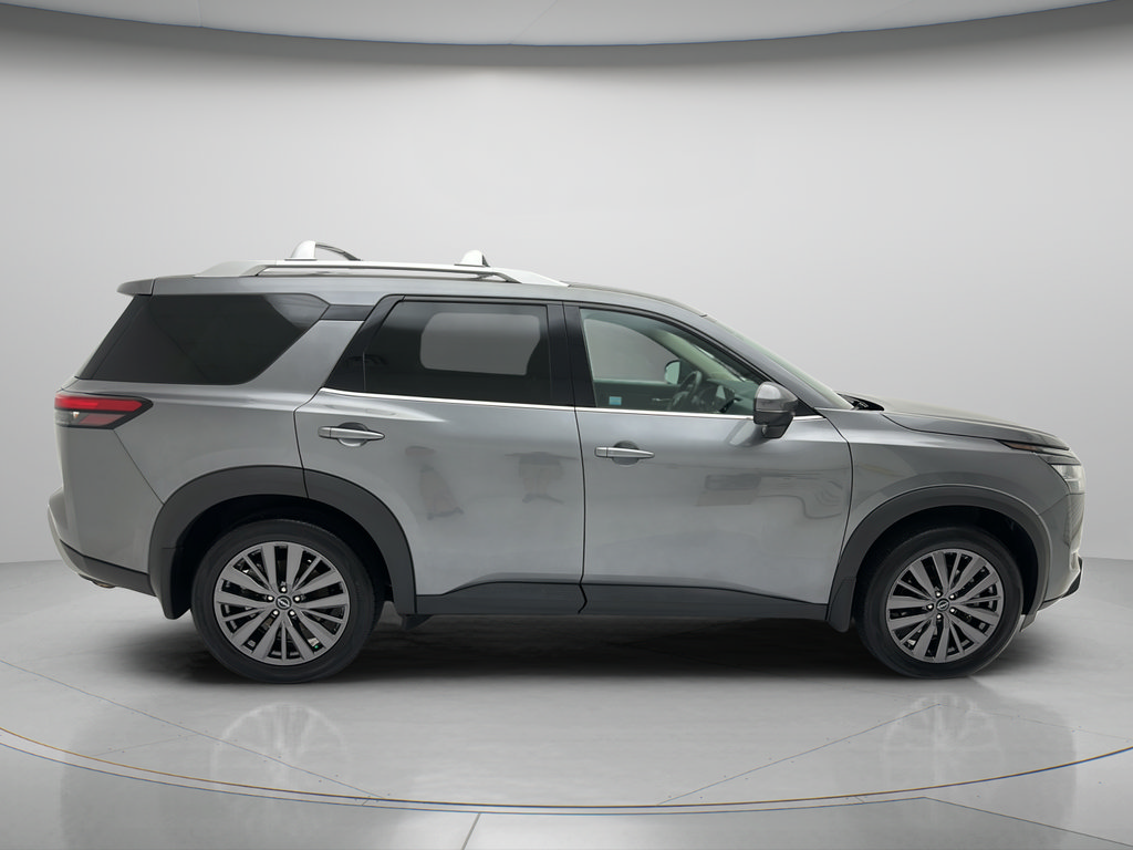 Used 2024 Nissan Pathfinder SL w/ SL Premium Package AWD/4WD image 6
