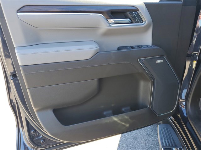 Used 2023 GMC Sierra 1500 SLT w/ SLT Premium Package image 8