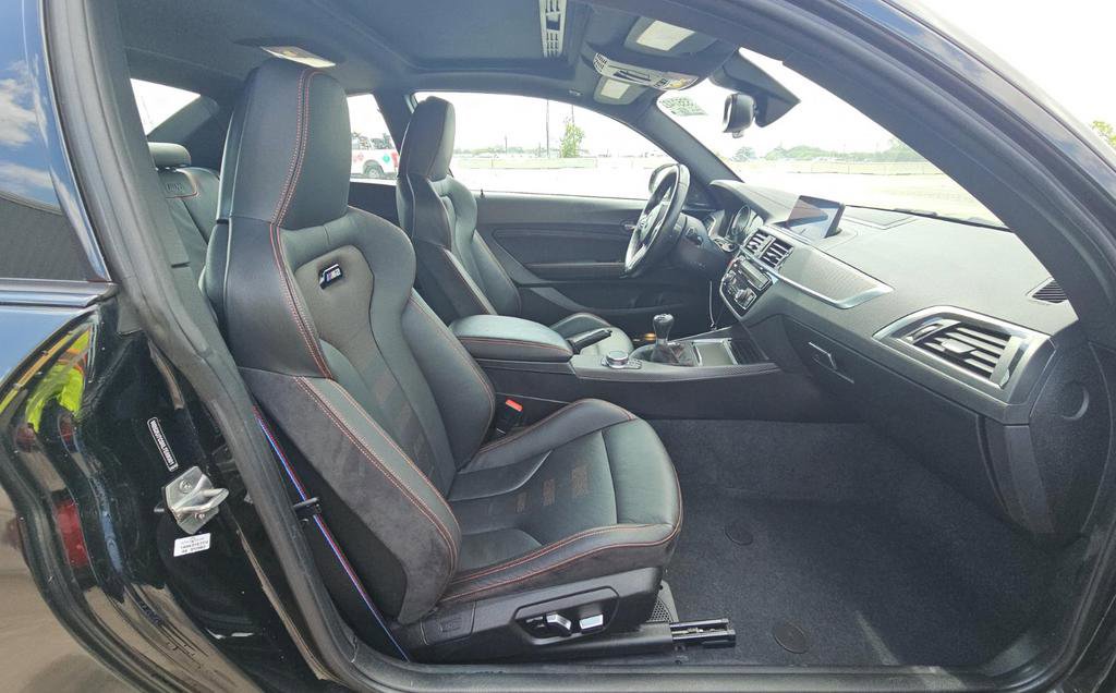 Used 2020 BMW M2 Competition w/ Executive Package RWD image 8