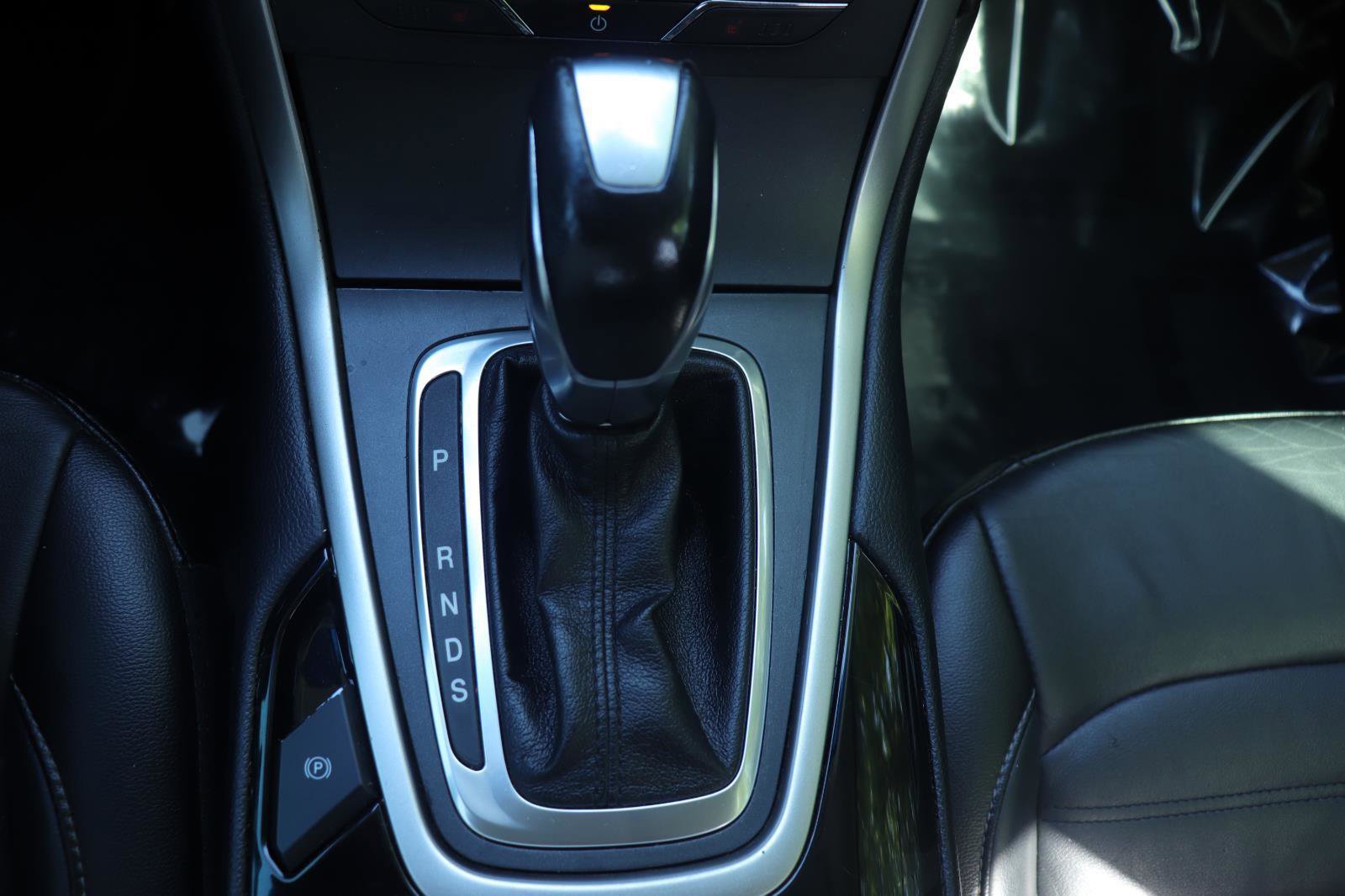 Used 2018 Ford Edge SEL w/ Equipment Group 201A image 34