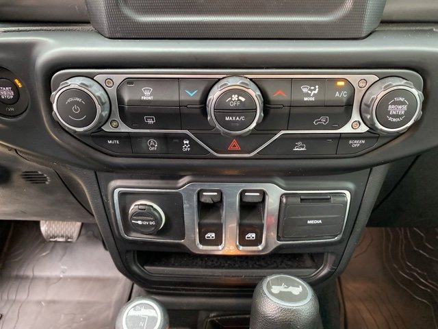 Certified 2023 Jeep Wrangler Willys image 24