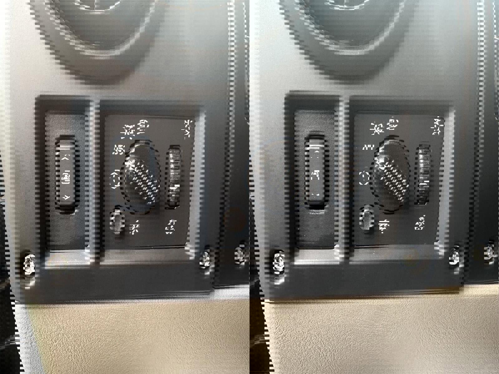 Used 2005 HUMMER H2 SUT AWD/4WD image 16