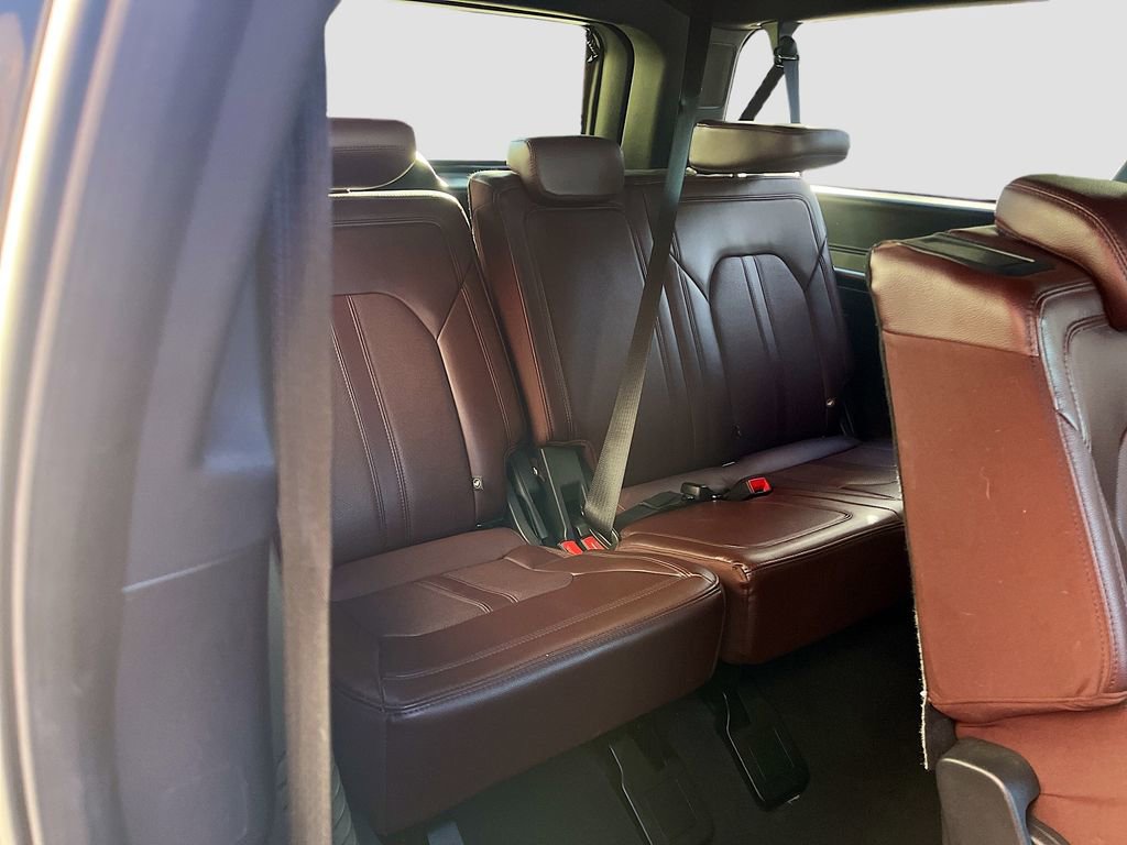 Used 2023 Ford Expedition Max Limited image 29