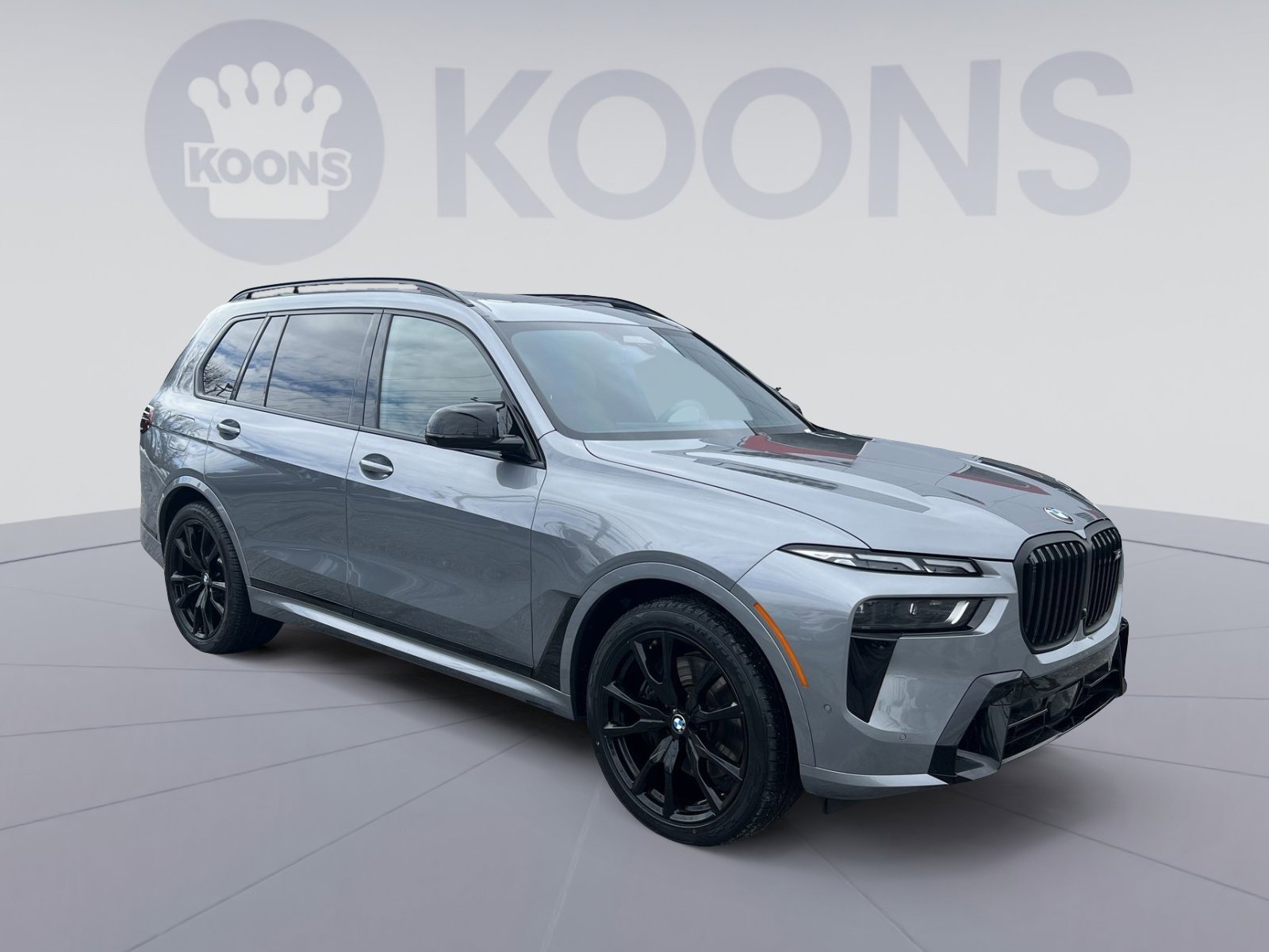 Used 2024 BMW X7 M60i w/ Executive Package image 10