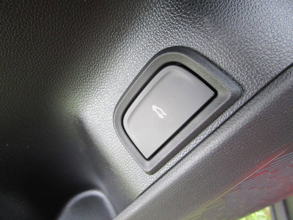 New 2026 GMC Terrain Elevation w/ Elevation Premium Package FWD image 52