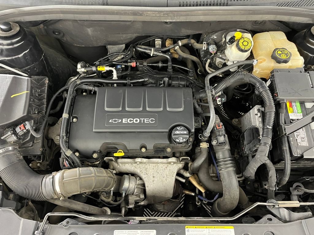 Used 2015 Chevrolet Cruze LT w/ Technology Package image 40