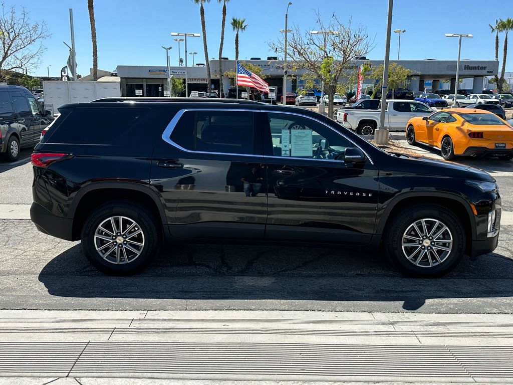 Used 2023 Chevrolet Traverse LT w/ LPO, Cargo Package AWD/4WD image 9