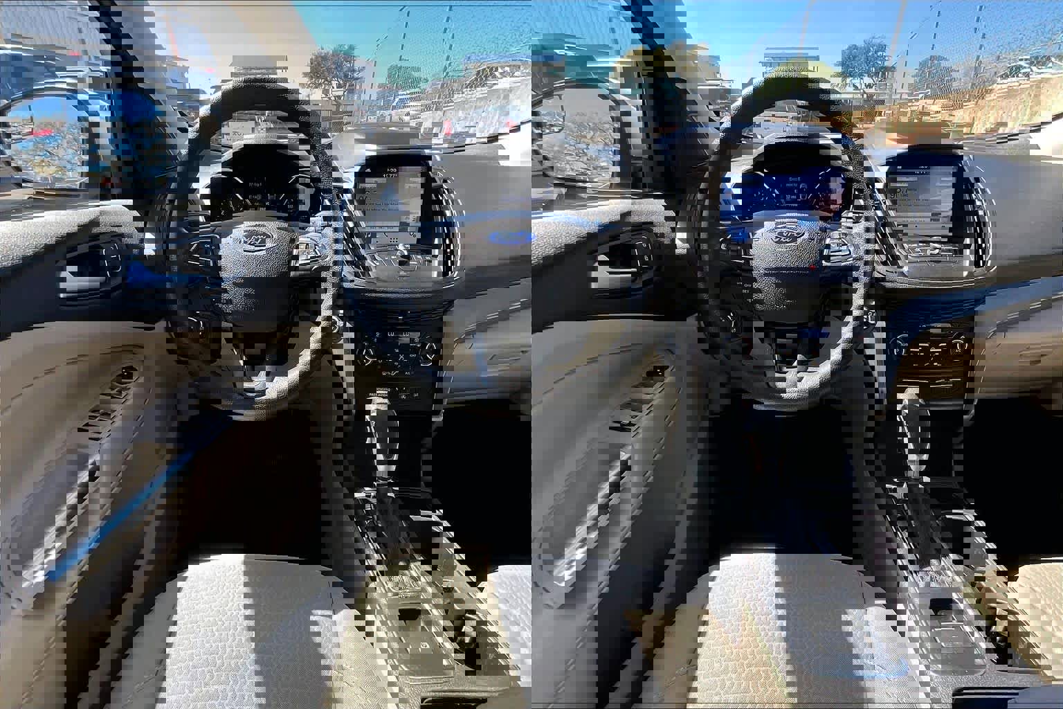 Certified 2019 Ford Escape SE image 6