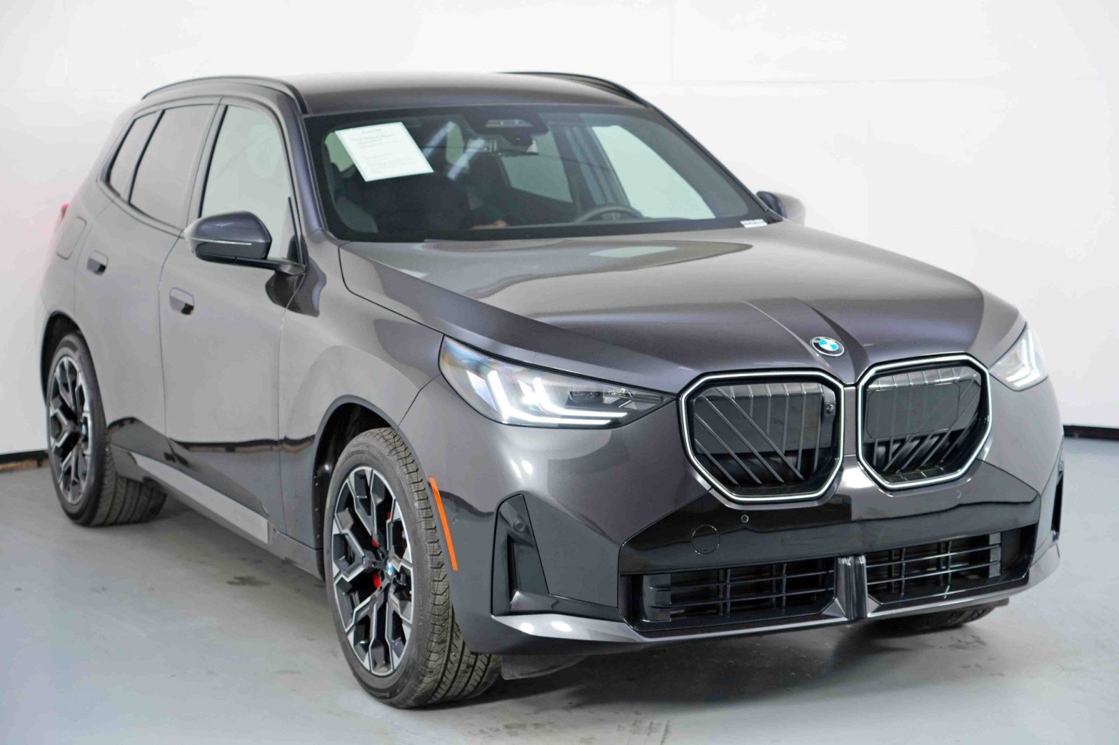 Used 2025 BMW X3 xDrive30i w/ Premium Package image 54
