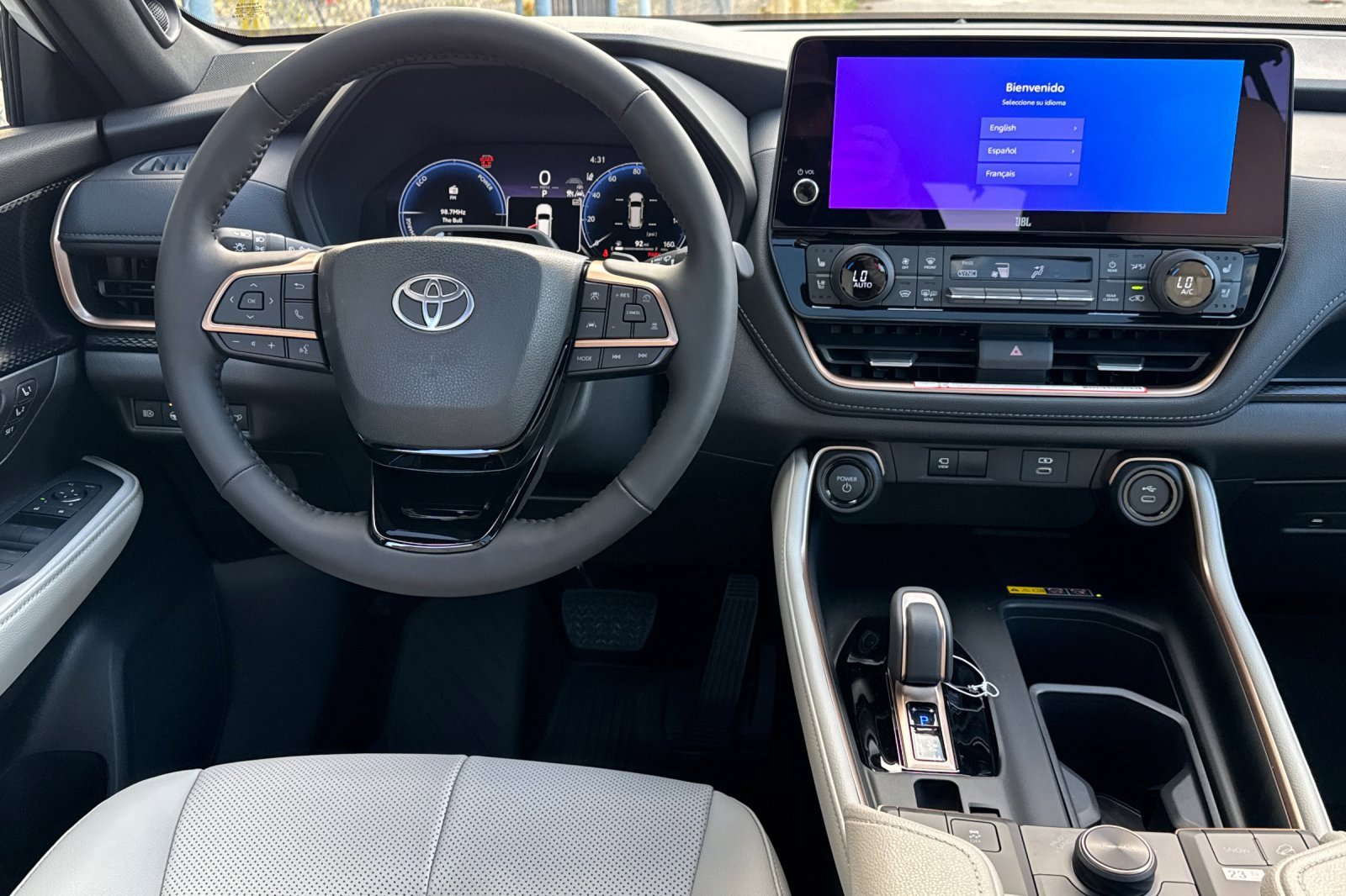 New 2026 Toyota Grand Highlander Platinum image 14