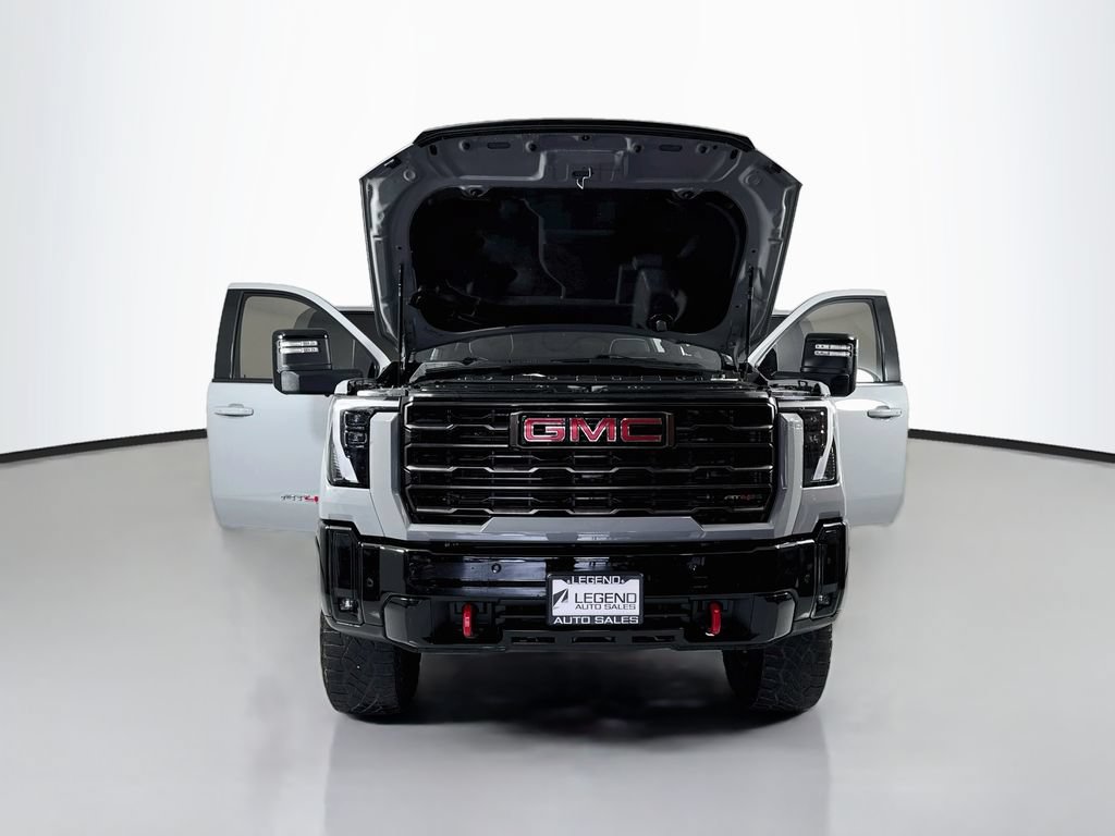 Used 2025 GMC Sierra 2500 AT4X AWD/4WD image 23