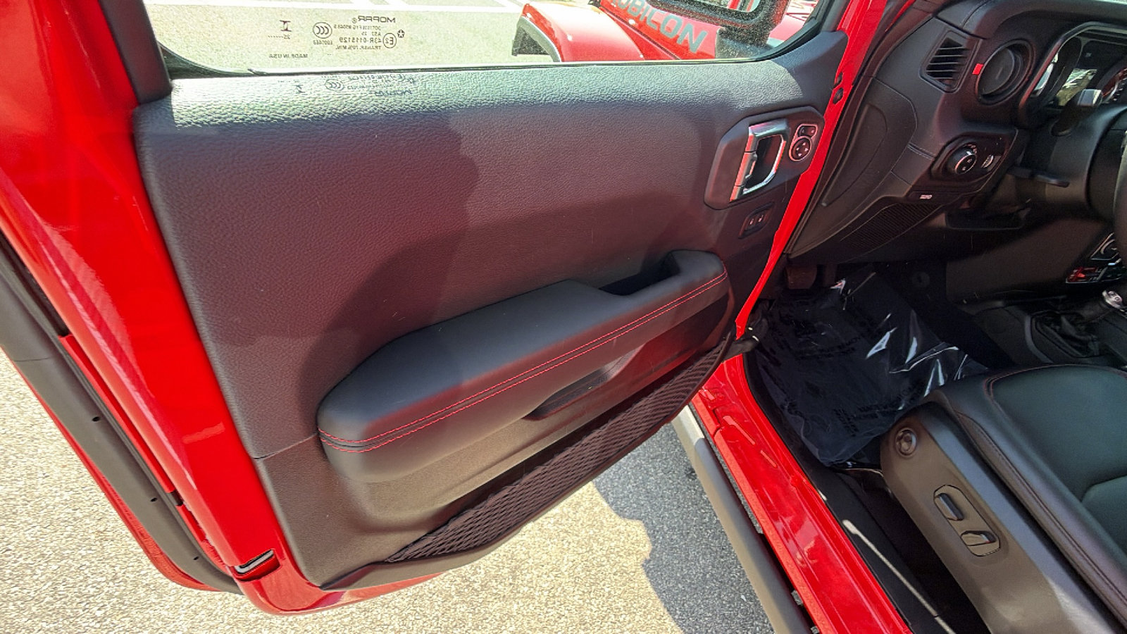 Used 2025 Jeep Gladiator Rubicon image 14