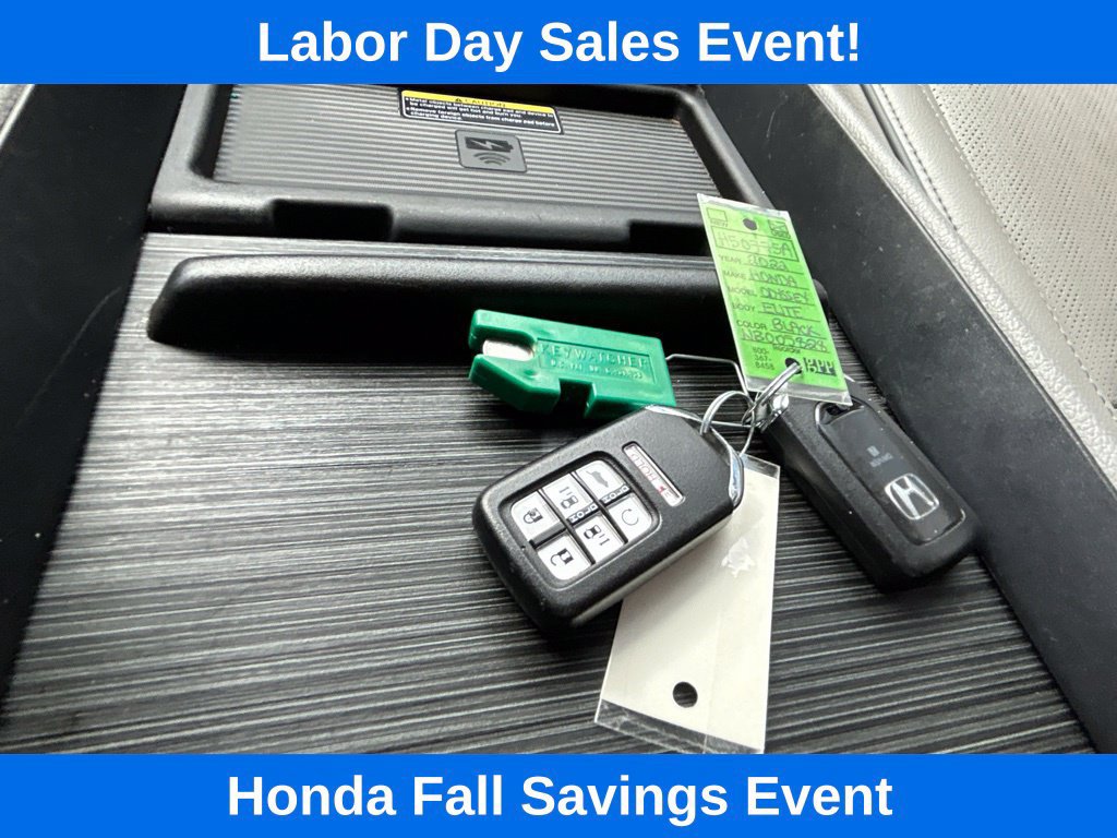 Used 2022 Honda Odyssey Elite image 23