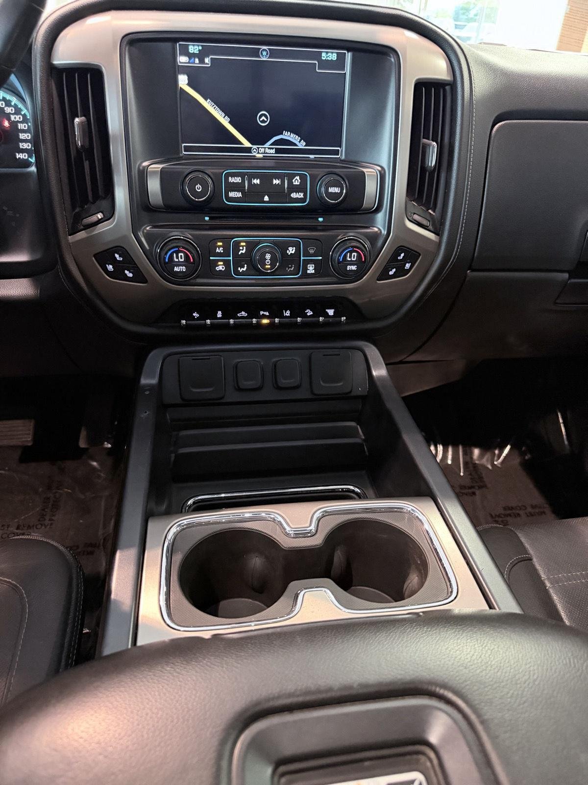 Used 2018 GMC Sierra 2500 Denali w/ Duramax Plus Package AWD/4WD image 40