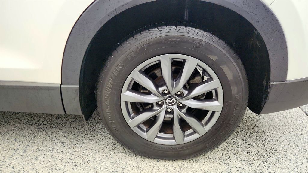 Used 2023 MAZDA CX-9 Touring image 9