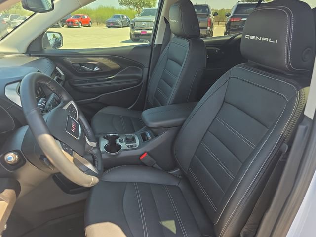 Used 2024 GMC Terrain Denali w/ Denali Premium Package AWD/4WD image 16
