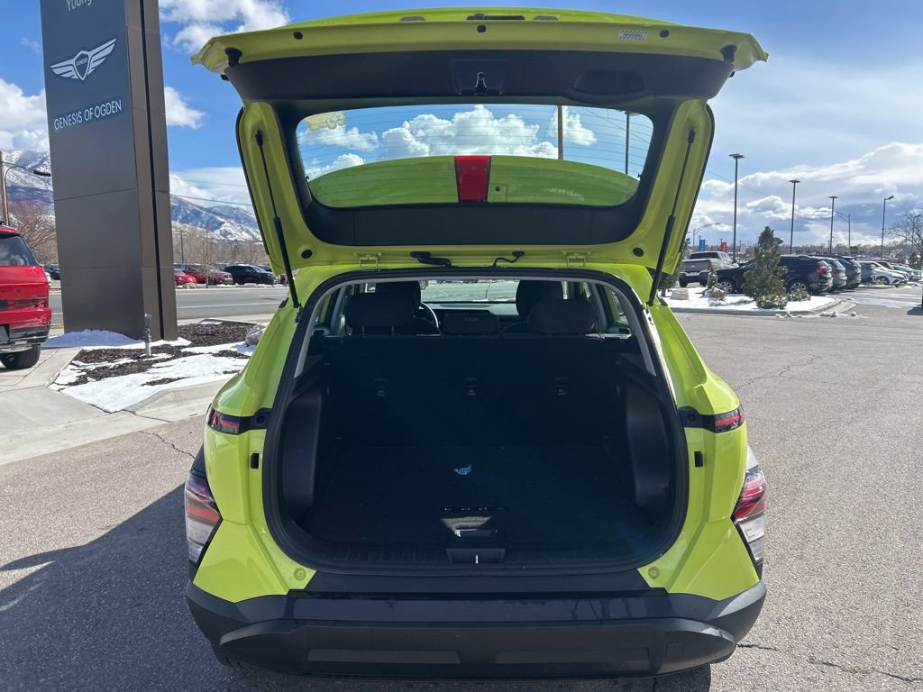 Used 2024 Hyundai Kona SE image 26