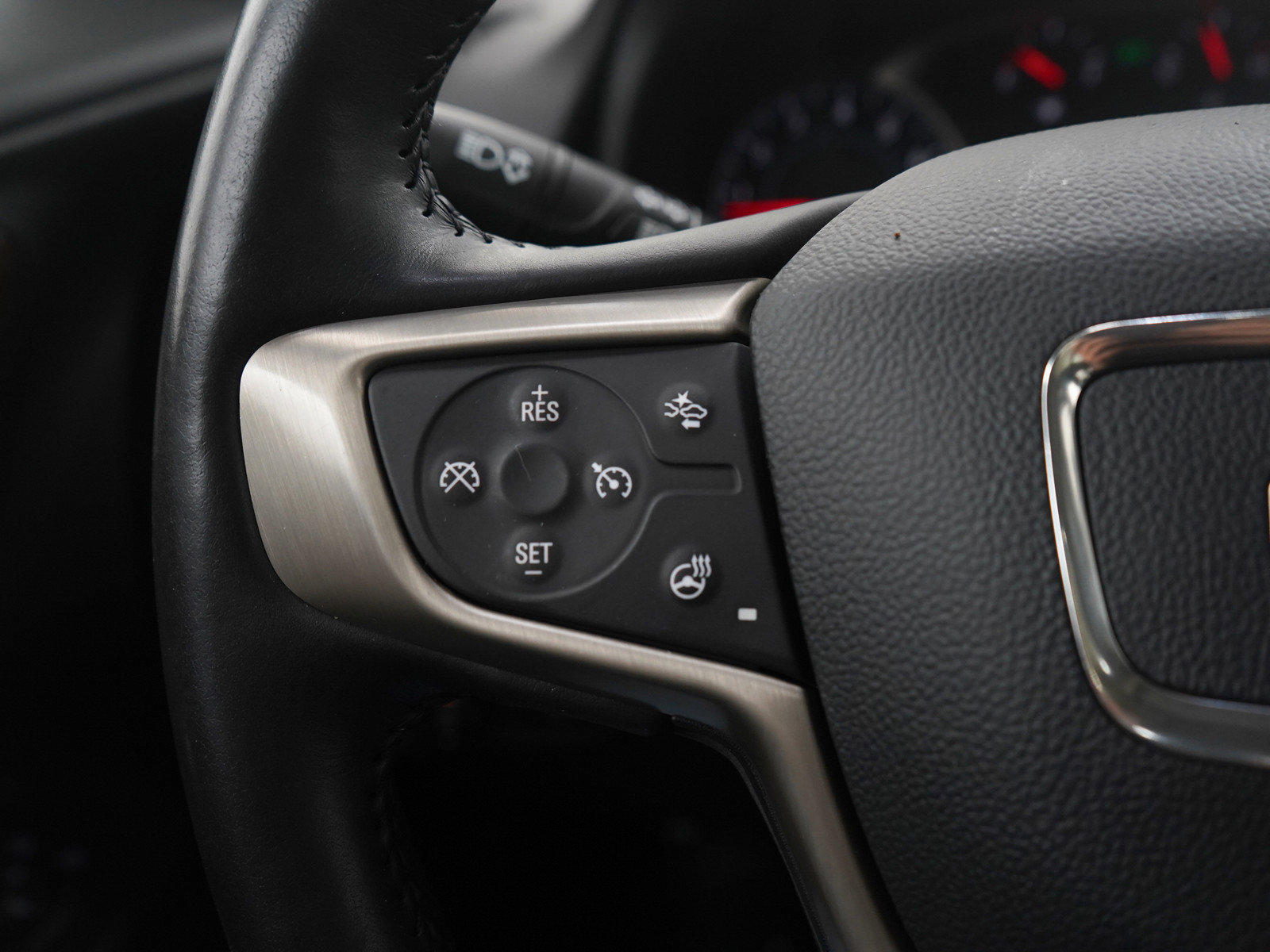 Used 2020 GMC Terrain Denali w/ GMC Pro Grade Package image 27