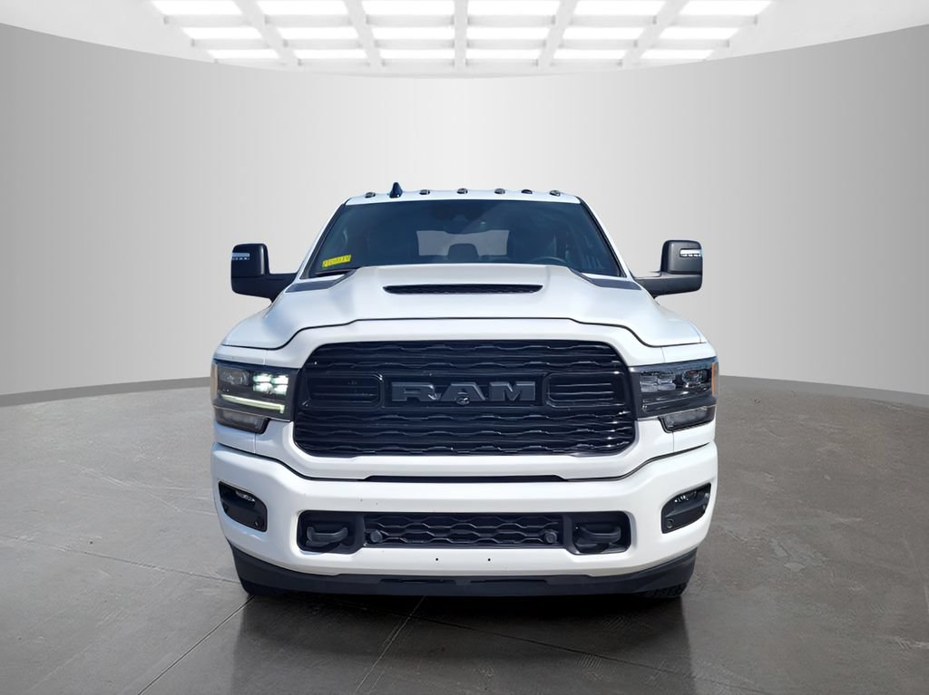 Used 2024 RAM 3500 Limited AWD/4WD image 7