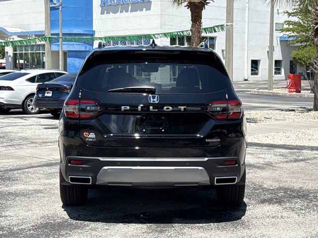 New 2026 Honda Pilot Touring image 8