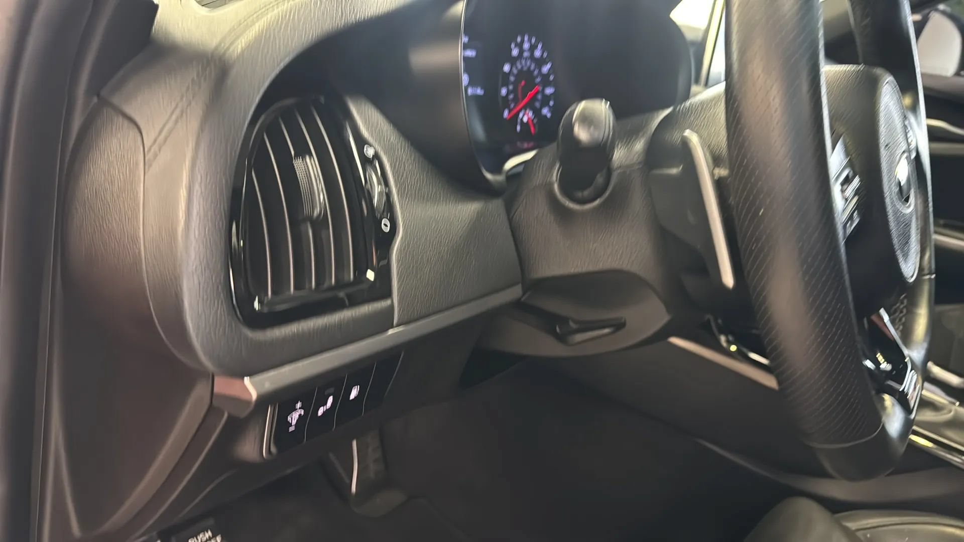 Used 2020 Kia Stinger GT-Line w/ Sun & Sound Package RWD image 23