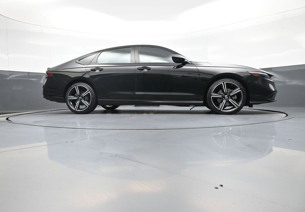 Certified 2023 Honda Accord Sport image 55