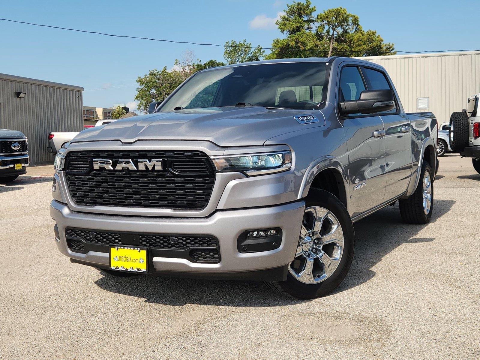 Used 2025 RAM 1500 Lone Star AWD/4WD image 1