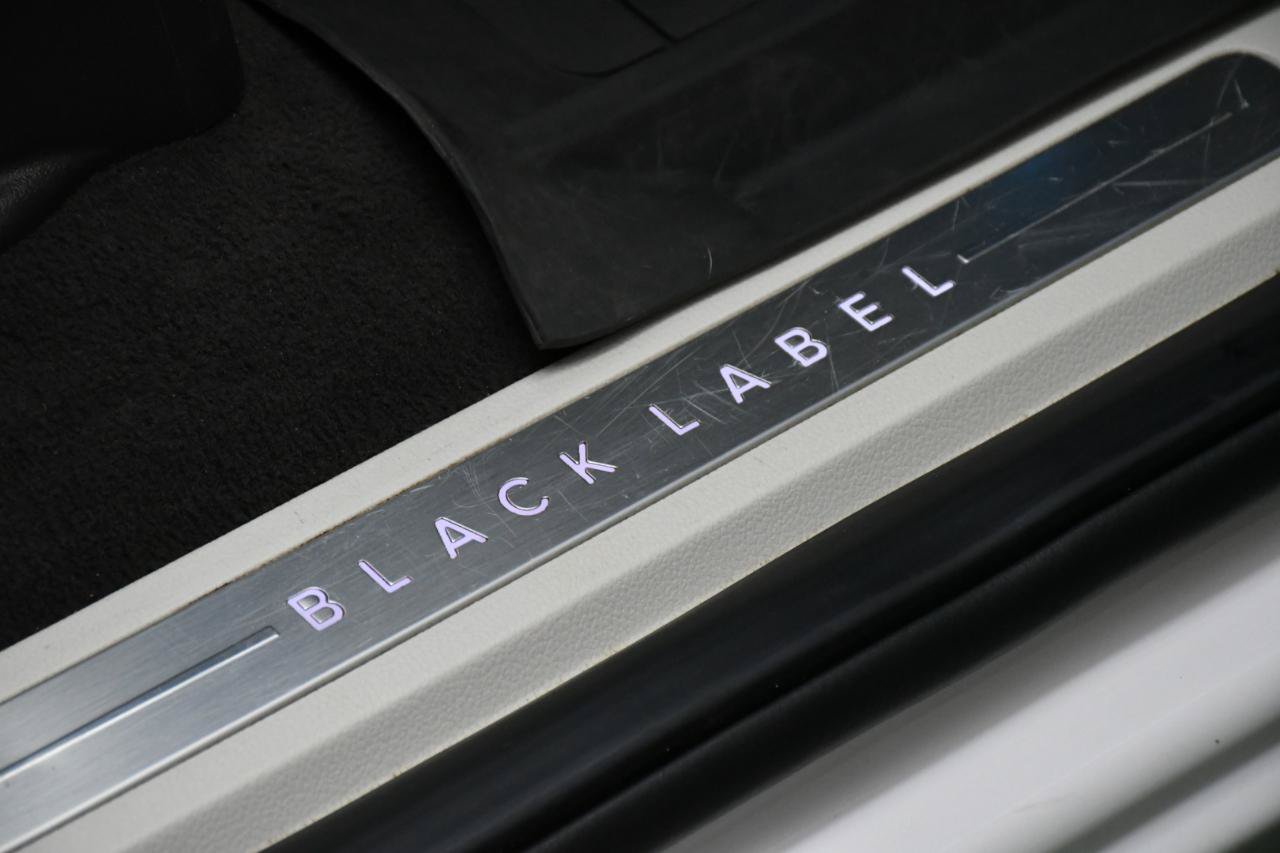 Used 2019 Lincoln Navigator Black Label w/ Cargo Package AWD/4WD image 44