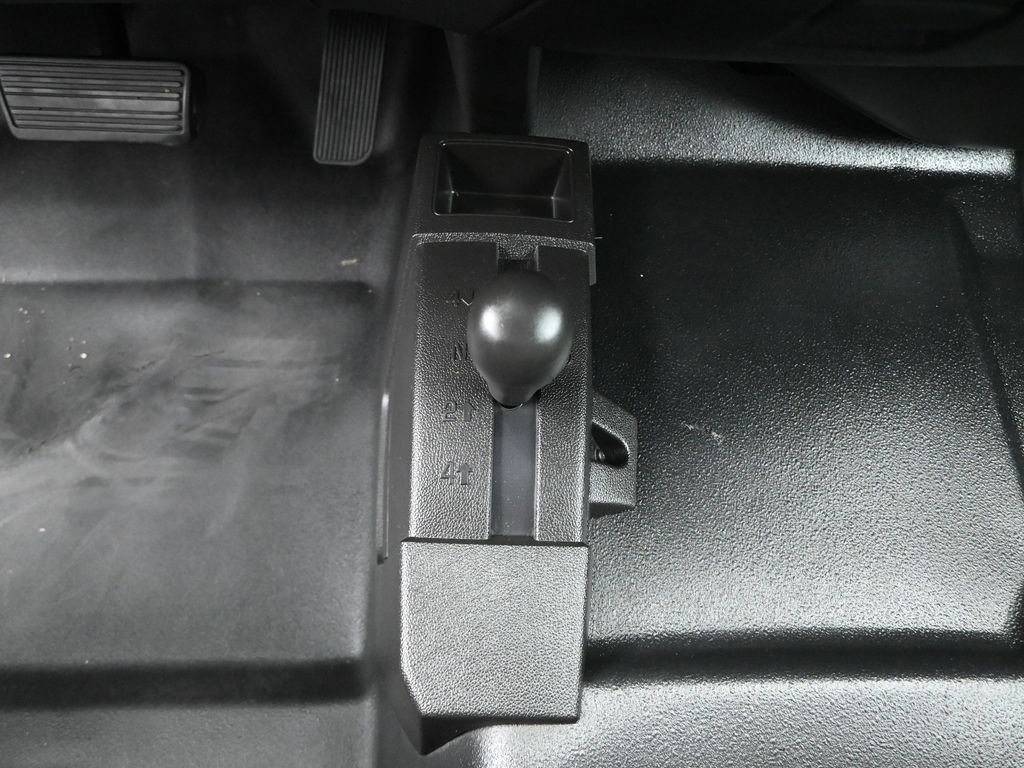 Used 2017 Chevrolet Silverado 2500 W/T image 17