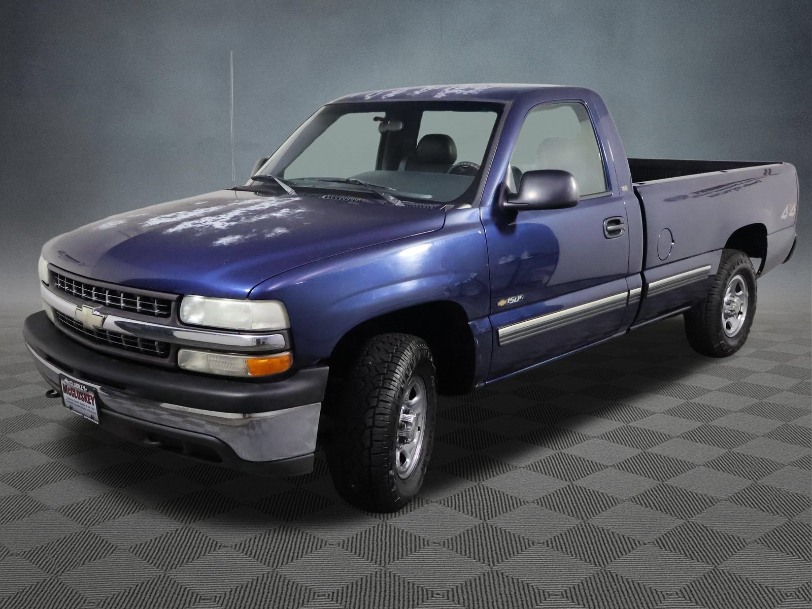 Used 1999 Chevrolet Silverado 1500 4x4 Regular Cab w/ Exterior Appearance Pkg image 13