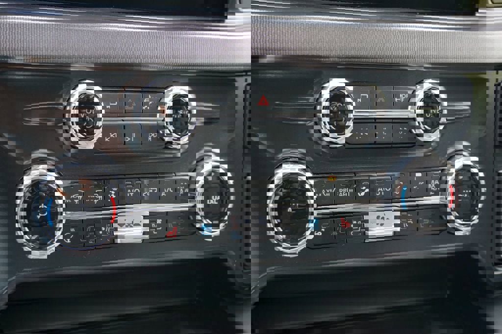 Used 2026 Ford F450 Platinum AWD/4WD image 87