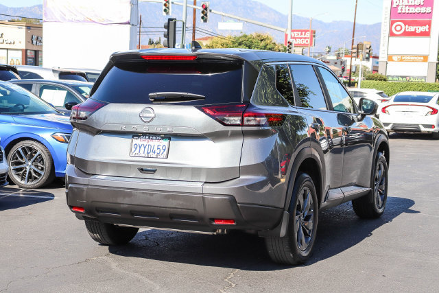 Used 2026 Nissan Rogue SV FWD image 10