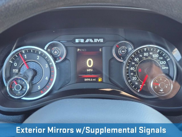 Used 2024 RAM 3500 Tradesman w/ Chrome Appearance Group AWD/4WD image 27