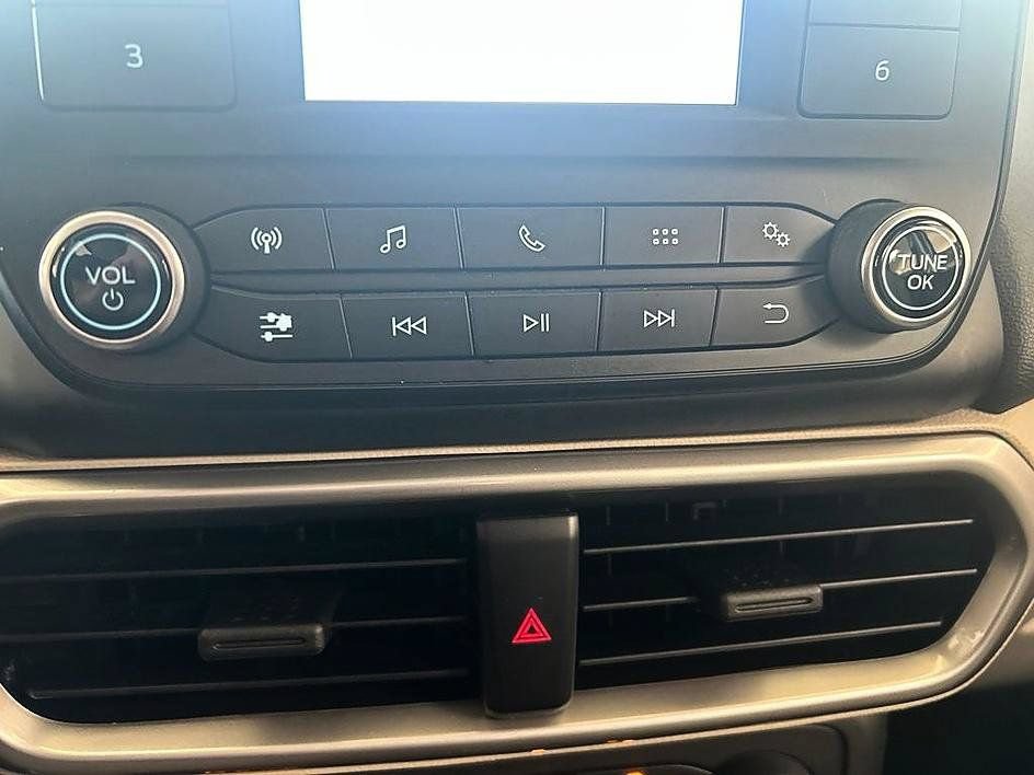 Used 2021 Ford EcoSport S FWD image 14