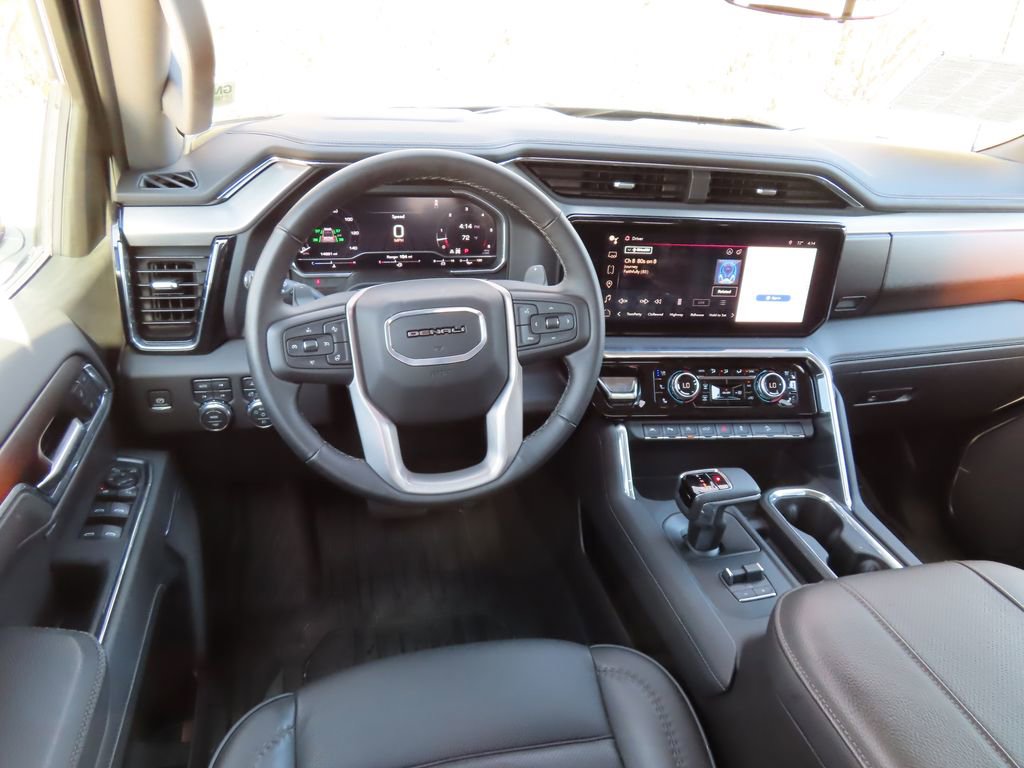 Certified 2025 GMC Sierra 1500 Denali w/ Denali Reserve Package AWD/4WD image 4