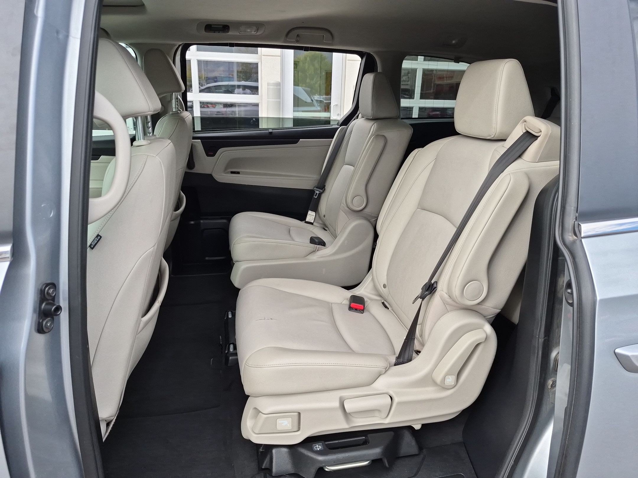 Used 2025 Honda Odyssey EX-L image 30