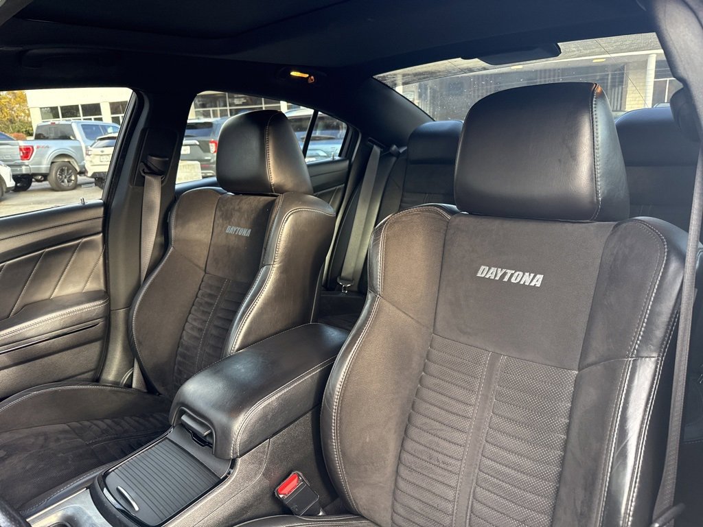 Used 2019 Dodge Charger Scat Pack w/ Daytona Edition Group image 24