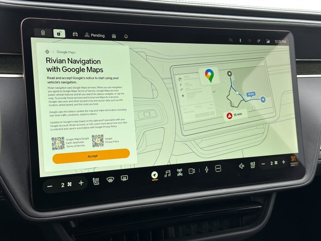 Used 2023 Rivian R1S Adventure AWD/4WD image 30
