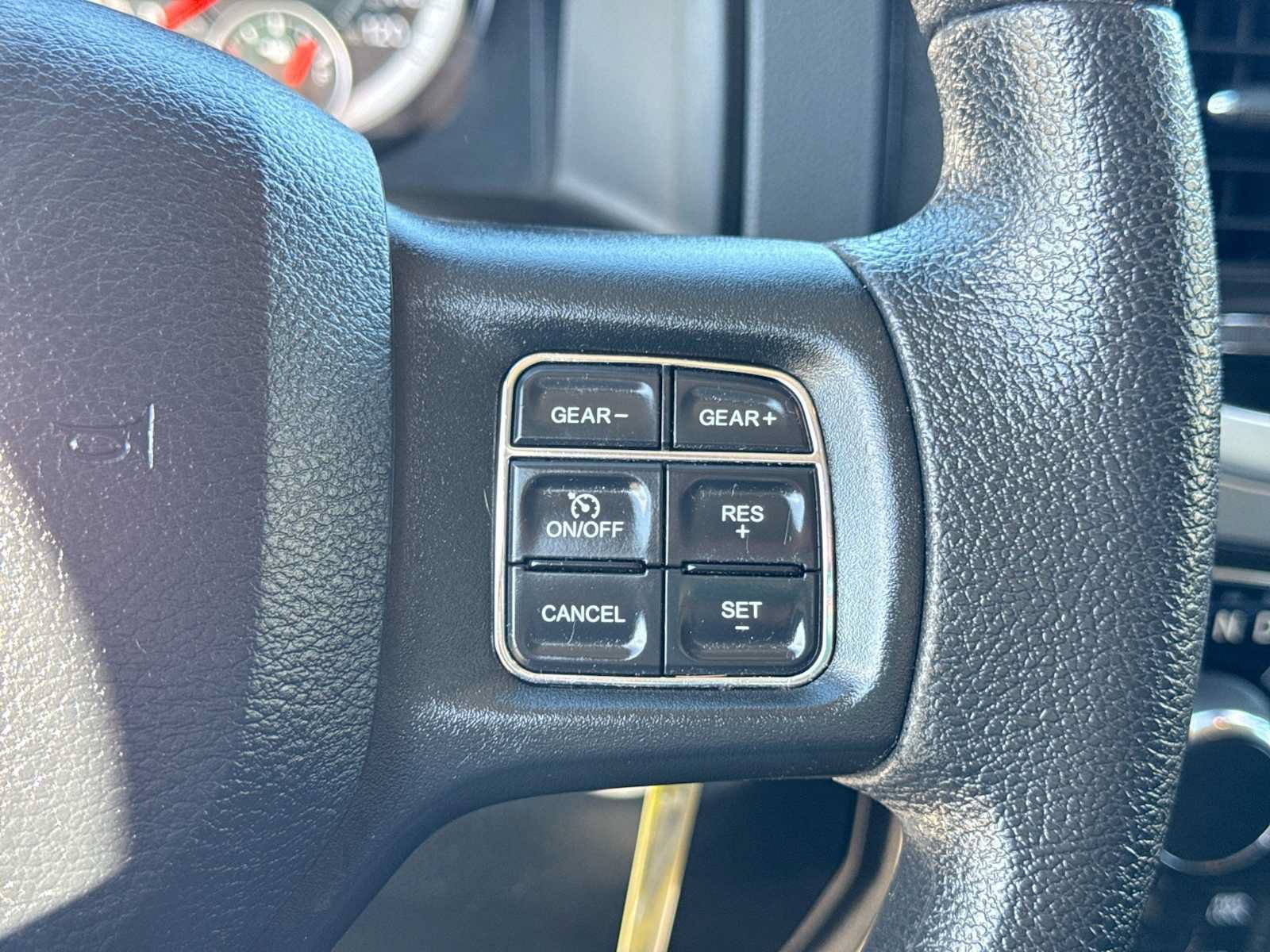 Used 2019 RAM 1500 Classic SLT AWD/4WD image 24